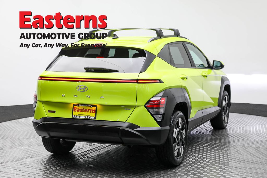 2024 Hyundai Kona SEL photo 3