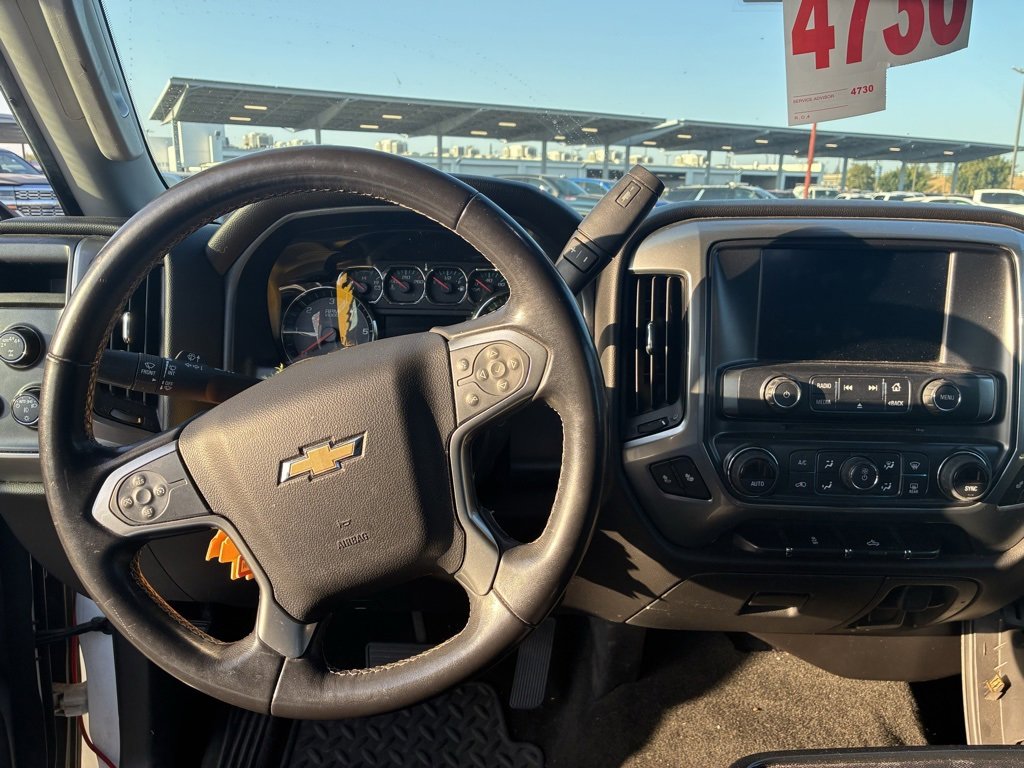 2017 Chevrolet Silverado 1500 LT photo 6