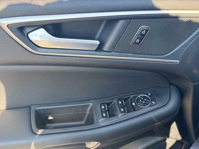2024 Ford Edge SEL photo 10
