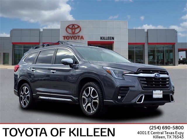 2023 Subaru Ascent Touring's photo