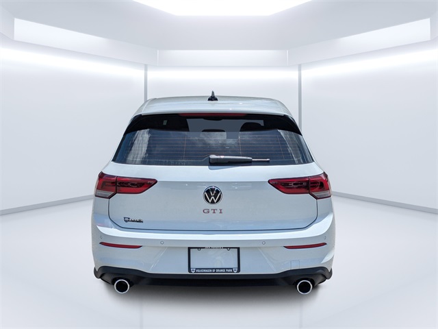2025 Volkswagen Golf GTI SE photo 4