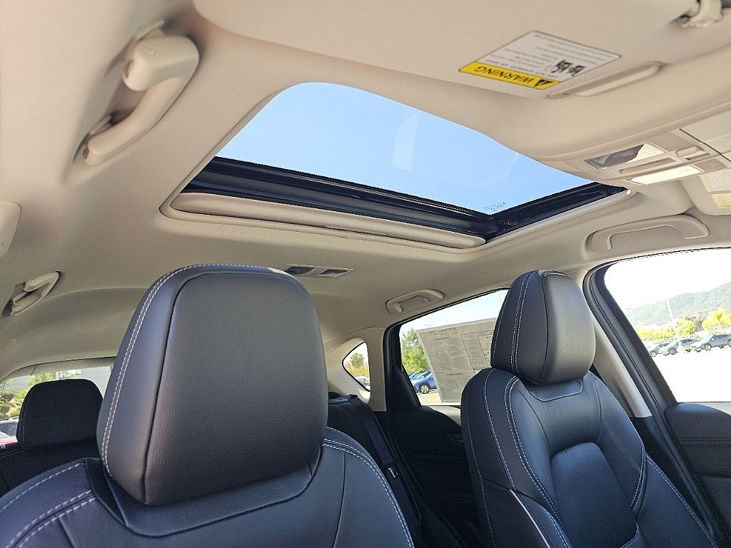 2025 Mazda CX-5 2.5 Premium Plus photo 4