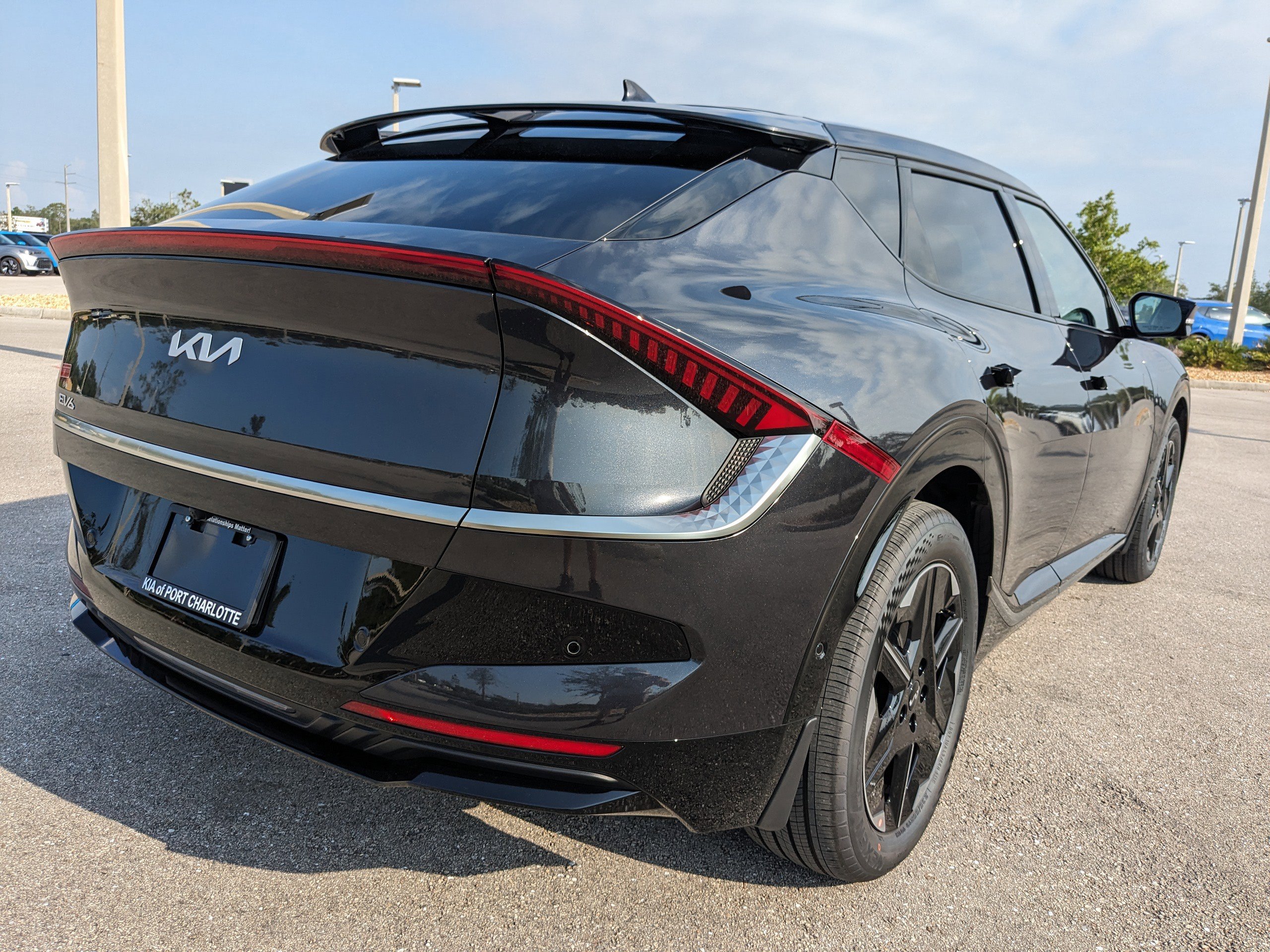 2025 Kia EV6 Wind photo 4