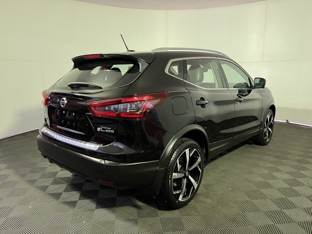 2022 Nissan Rogue Sport SL photo 8