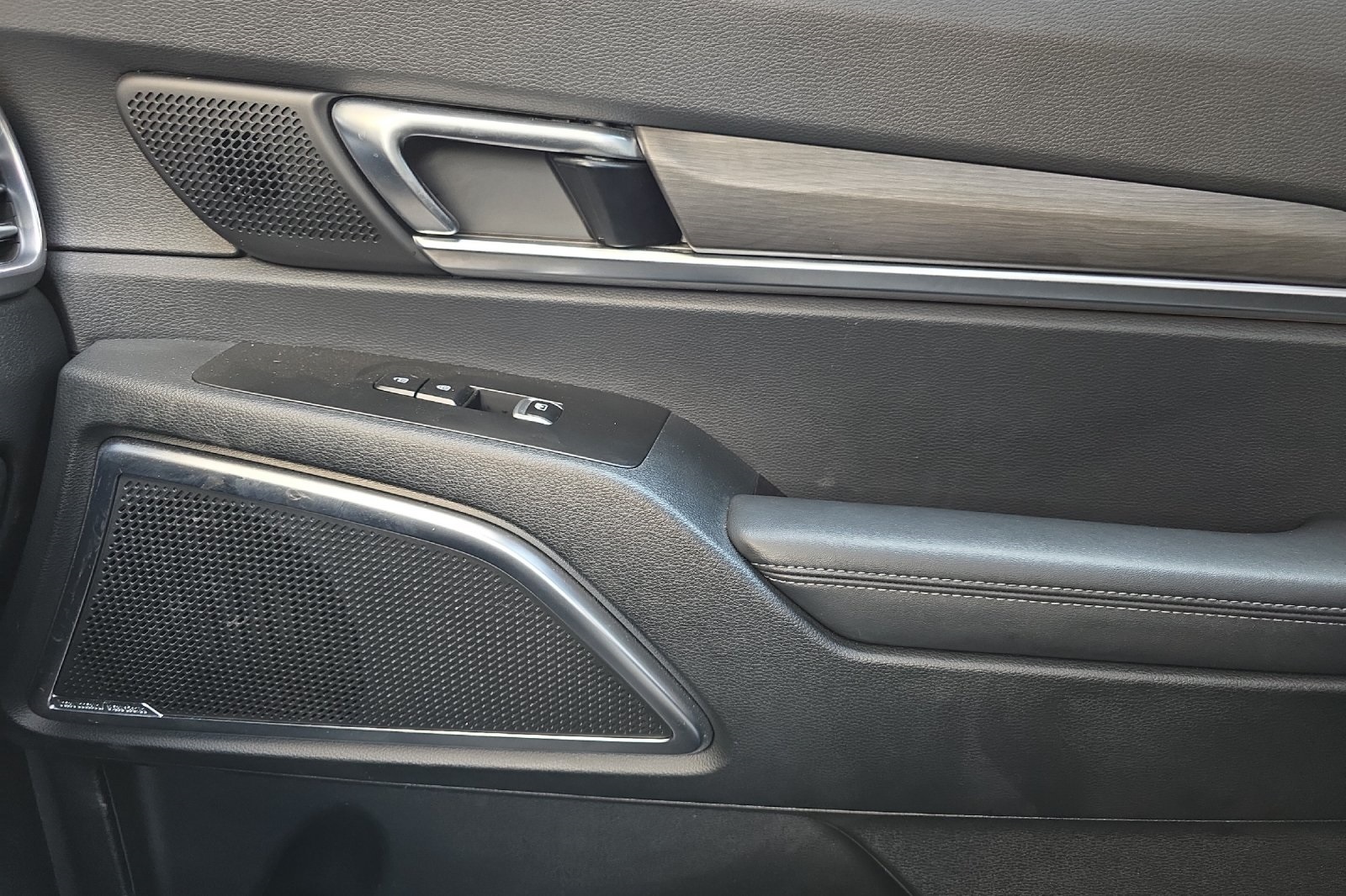2024 Kia Telluride X-Line photo 3