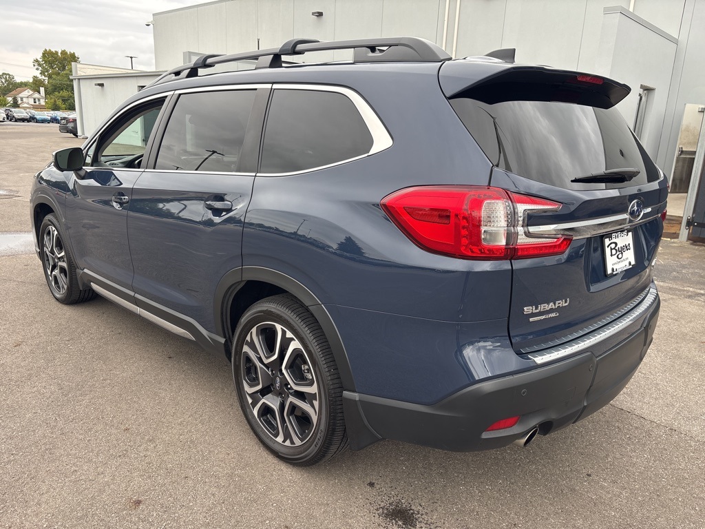 2023 Subaru Ascent Limited photo 4