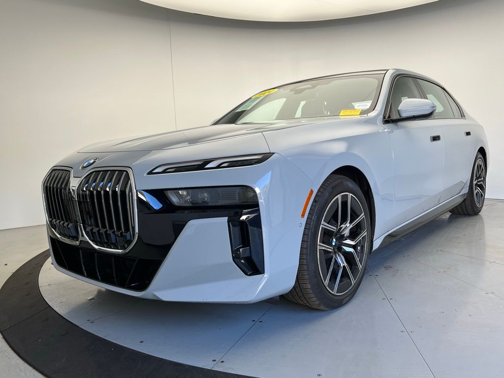 2024 Bmw 760i photo 2
