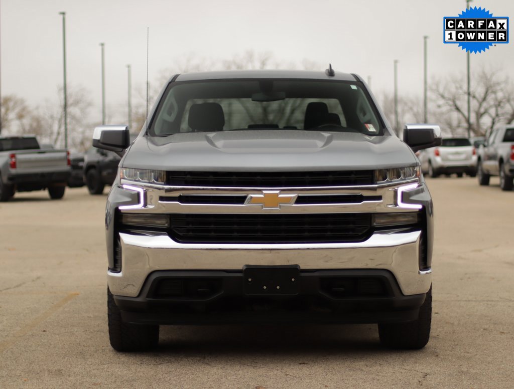 2021 Chevrolet Silverado 1500 LT photo 2
