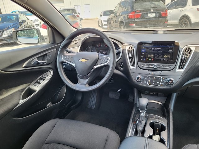 2024 Chevrolet Malibu 1LT photo 10