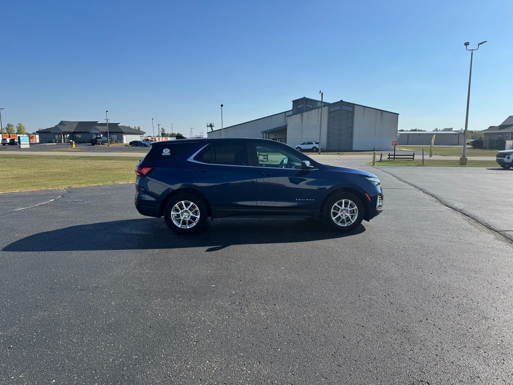 2022 Chevrolet Equinox LT photo 4