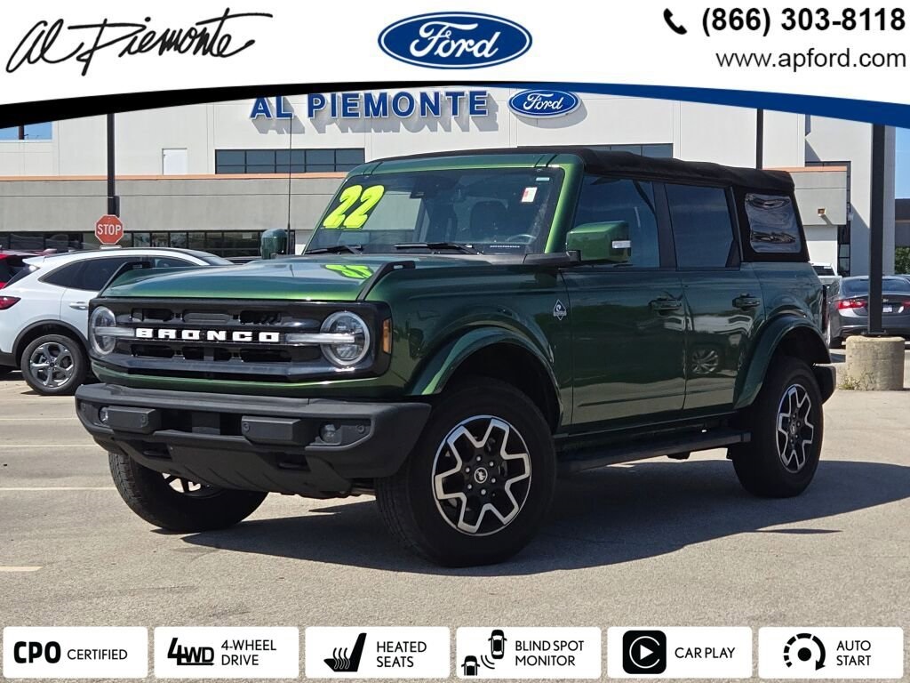 2022 Ford Bronco 4-Door Outer Banks's photo