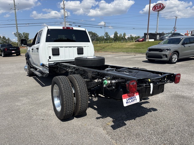 2026 Ram 5500 Tradesman photo 3