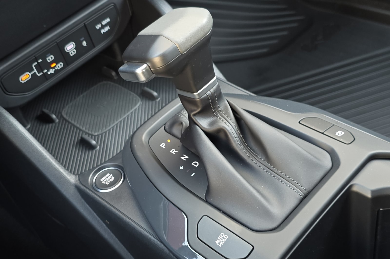 2025 Kia K4 EX photo 16