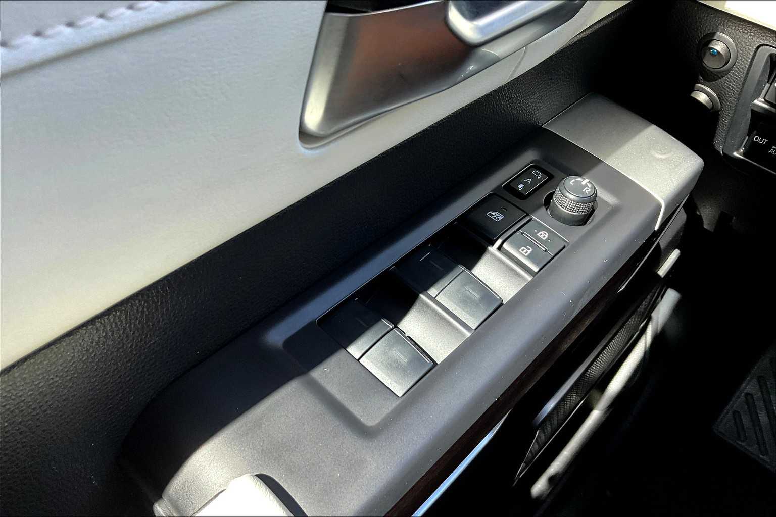 2022 Toyota Tundra CapStone photo 29