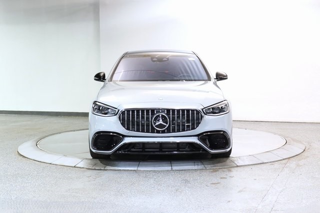 2024 Mercedes Benz S AMG 63 E PERFORMANCE photo 9