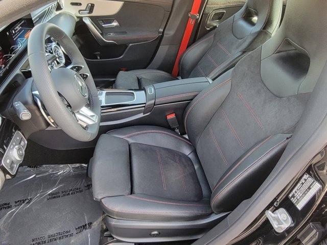 2025 Mercedes Benz CLA AMG 35 4MATIC photo 2