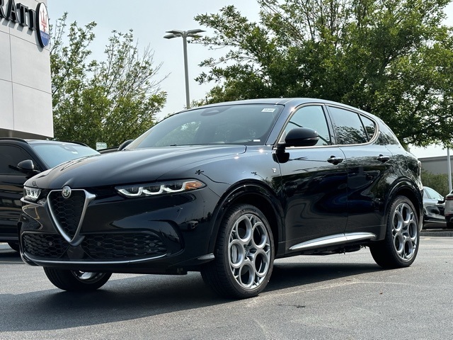 2024 Alfa Romeo Tonale Ti photo 2