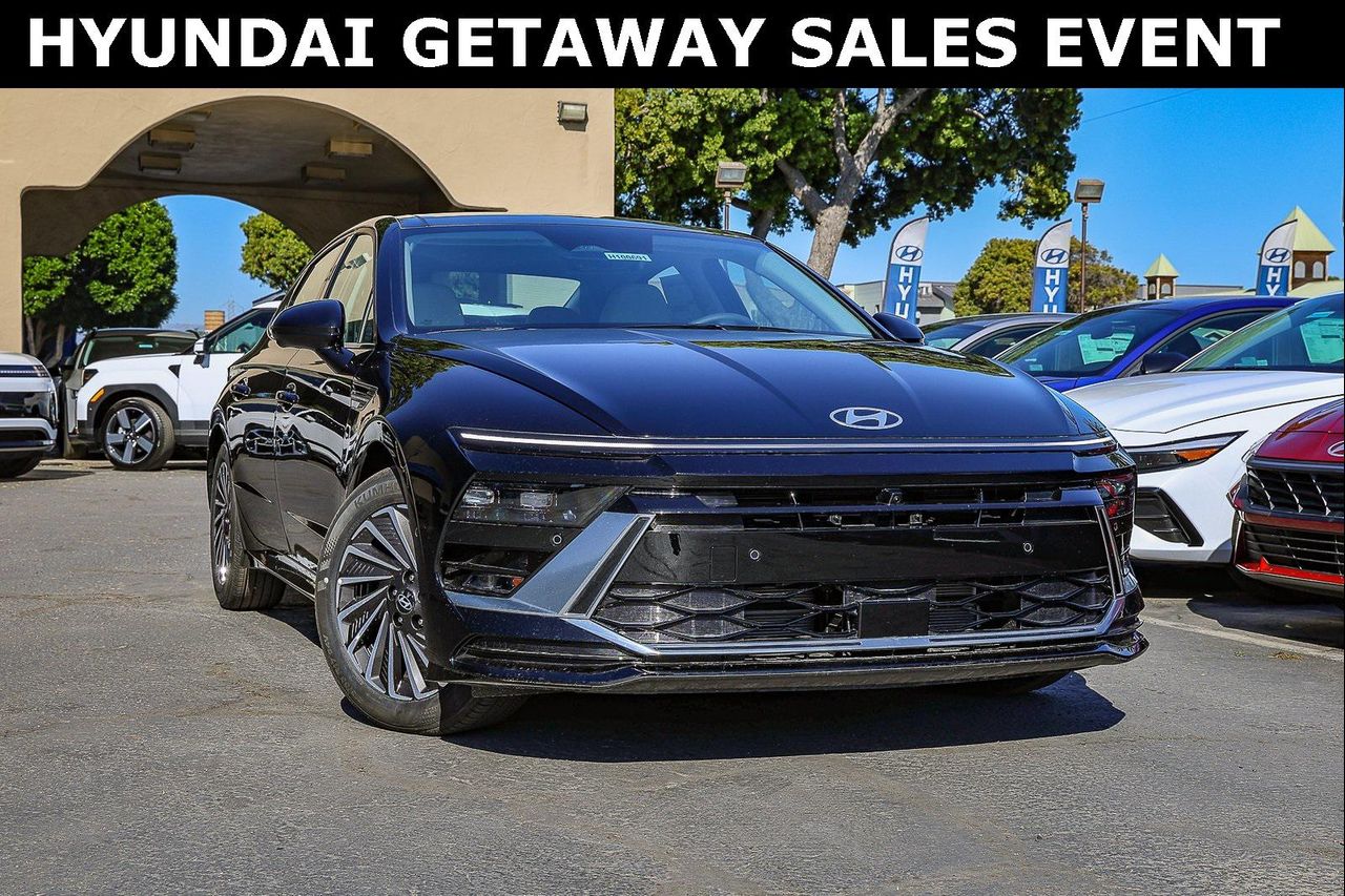 2025 Hyundai Sonata Hybrid Limited's photo