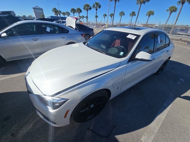 2018 BMW 3 Series 330e