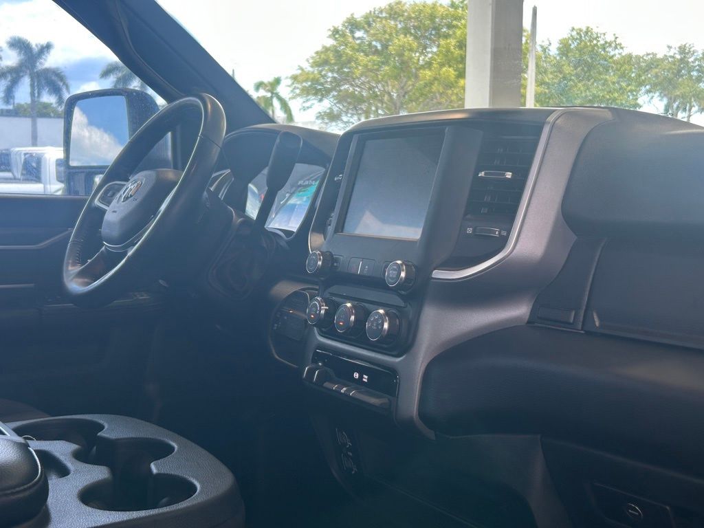 2024 Ram 2500 Big Horn photo 25