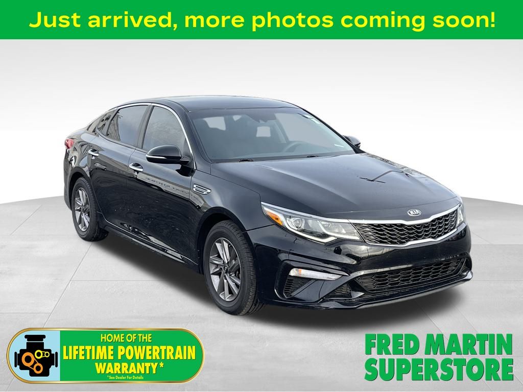 2020 Kia Optima LX's photo