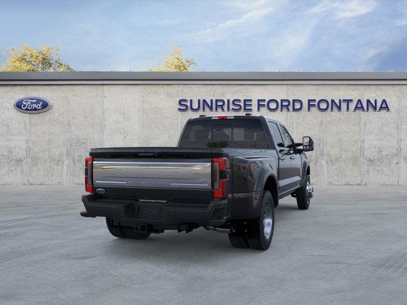 2025 Ford F-450 Super Duty Platinum