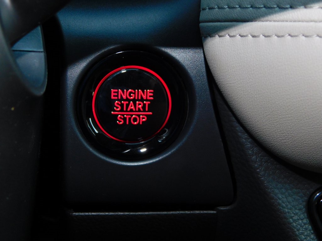 2026 Honda HR-V LX photo 28