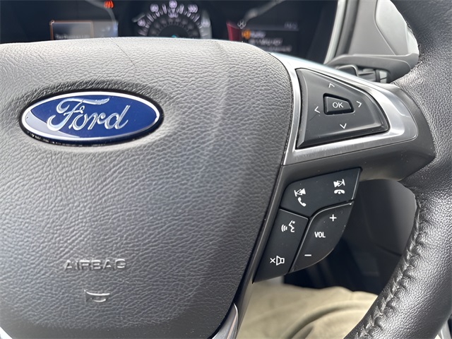 2016 Ford Fusion Titanium photo 19