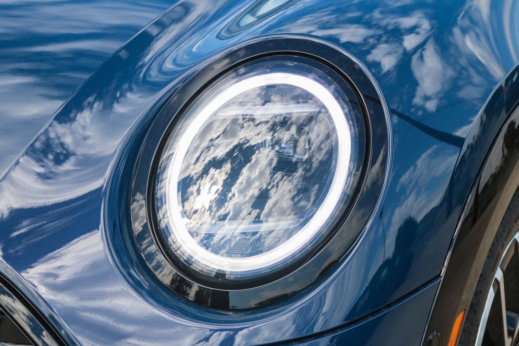 2026 Mini Cooper Convertible Iconic photo 14