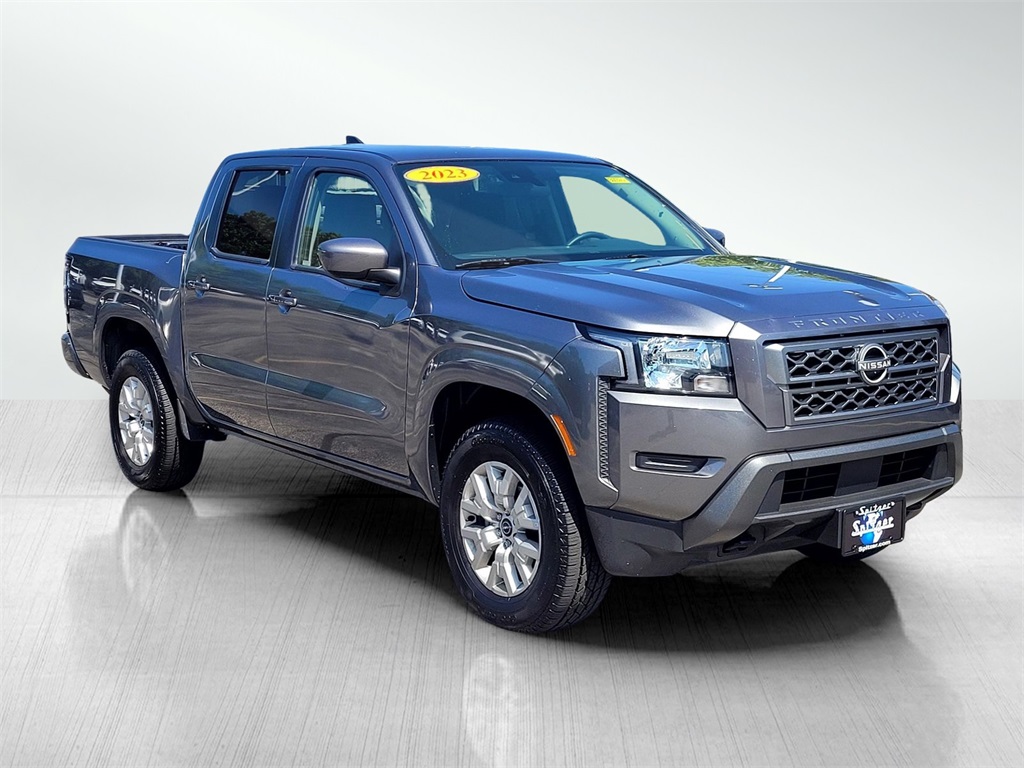 2023 Nissan Frontier SV photo 3