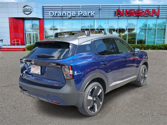 2025 Nissan Kicks SR photo 2