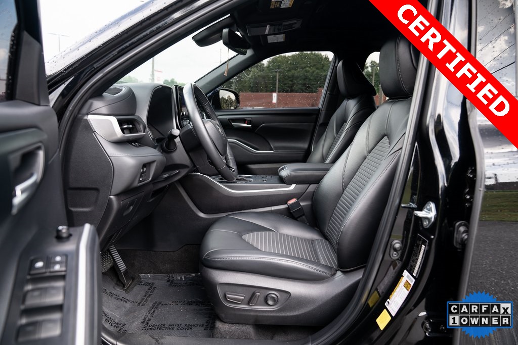 2024 Toyota Highlander XSE photo 22