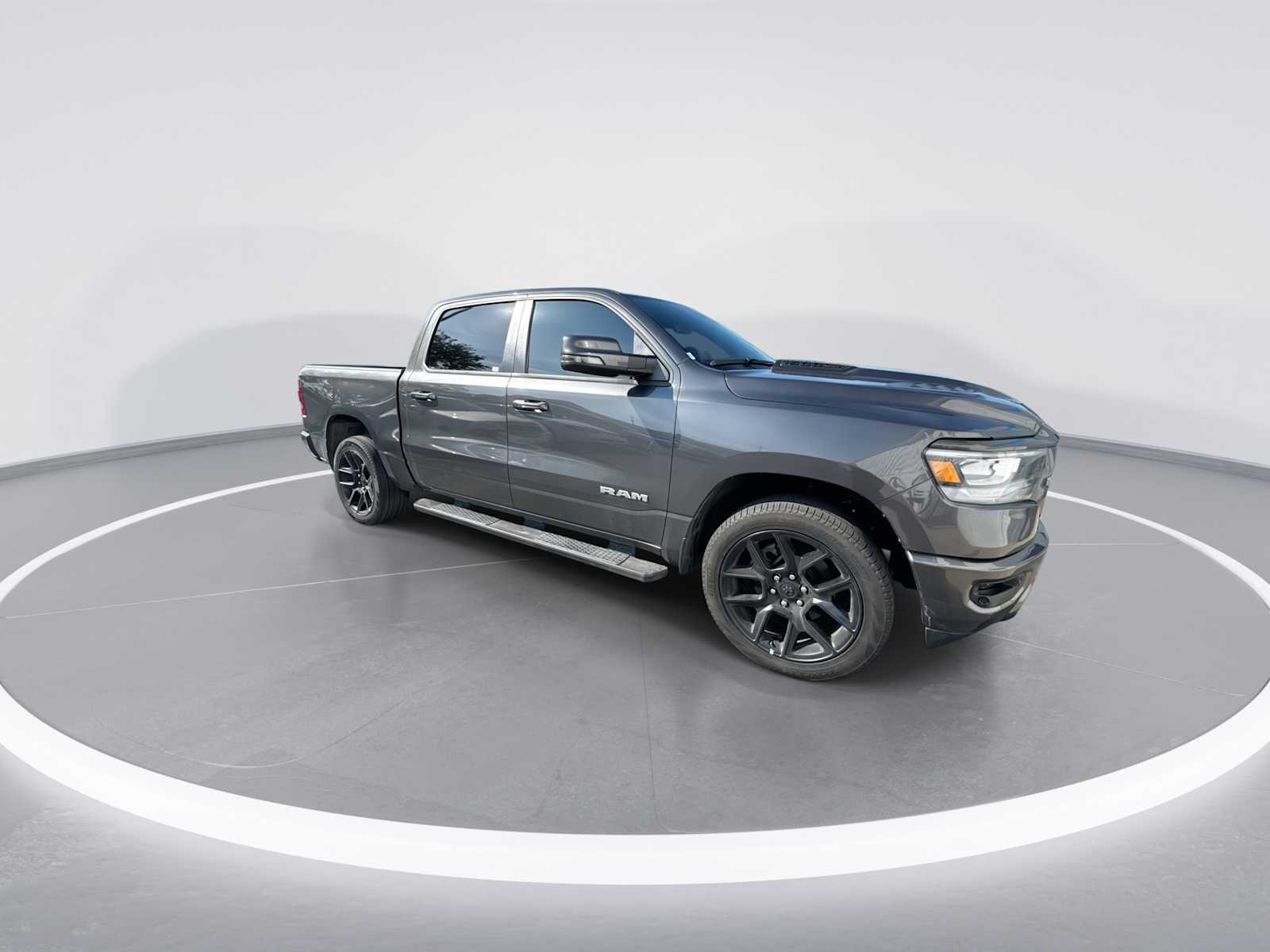 2023 Ram 1500 Laramie photo 2