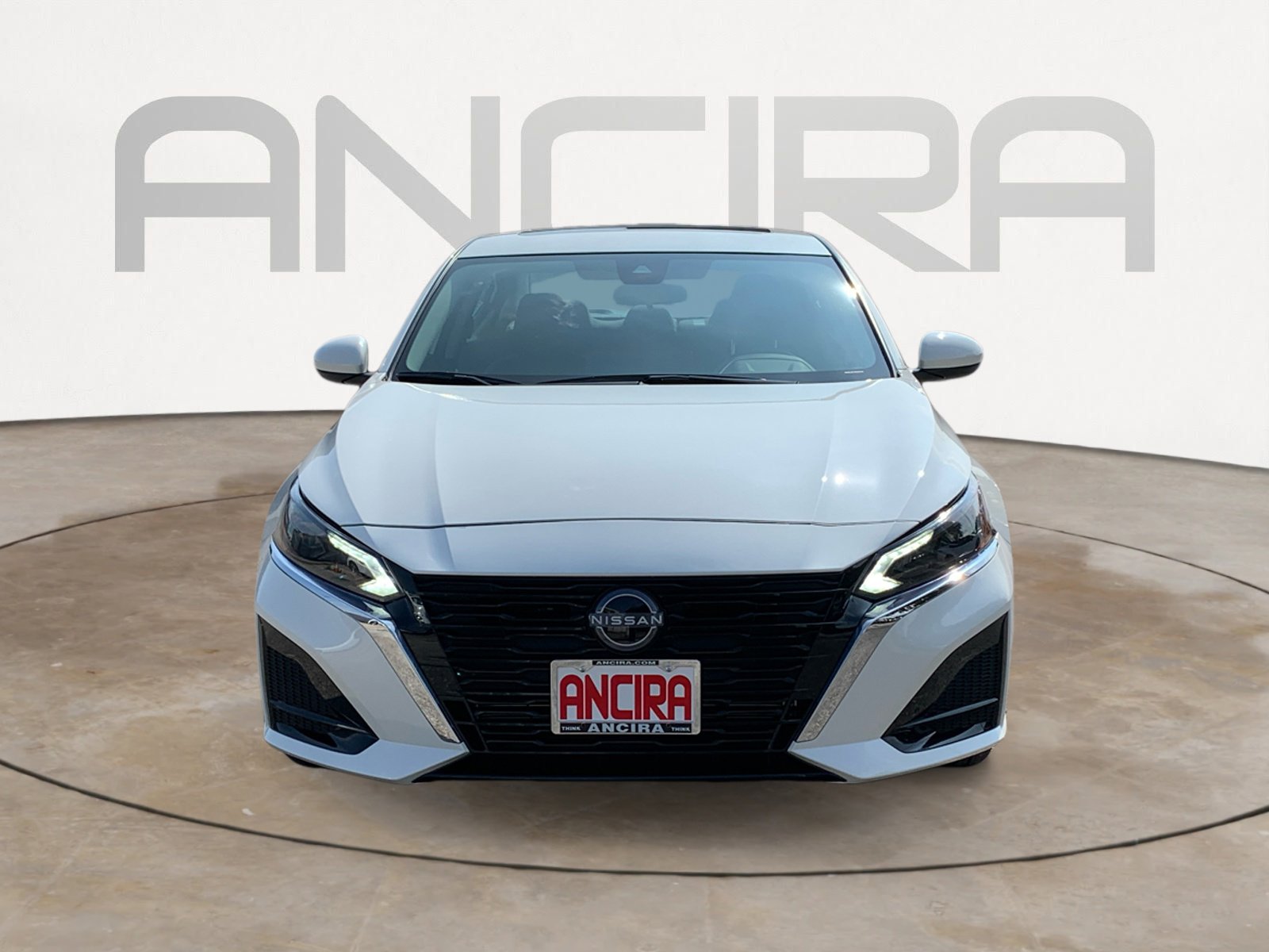 2025 Nissan Altima SV photo 4