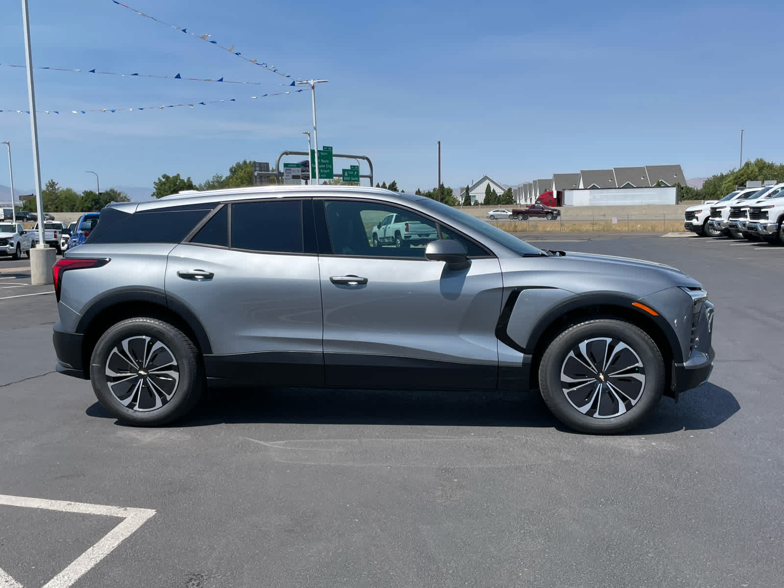 2025 Chevrolet Blazer EV photo 7