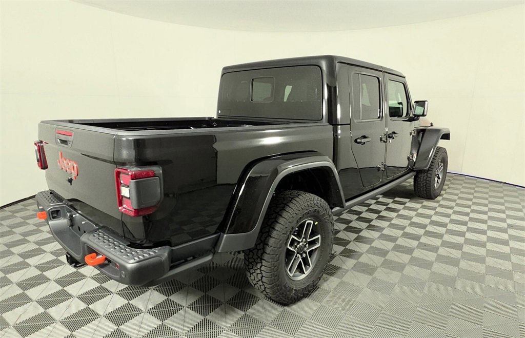 2025 Jeep Gladiator Mojave photo 2
