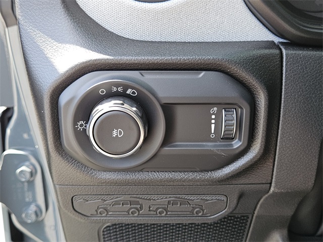 2025 Jeep Wrangler Sport photo 28