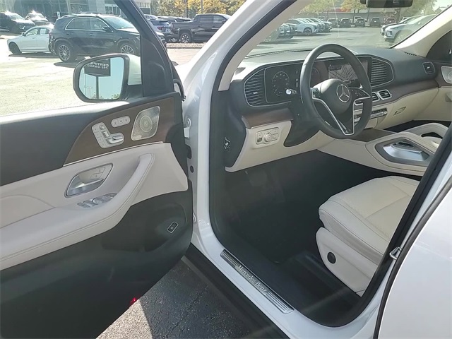 2024 Mercedes Benz GLE 450 4MATIC photo 12