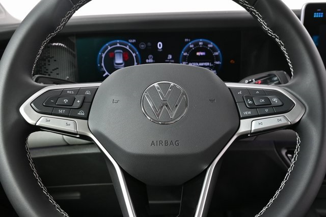 2025 Volkswagen Tiguan SE photo 9