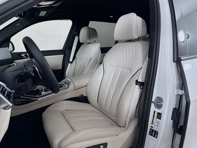 New 2026 White BMW M60i image 23