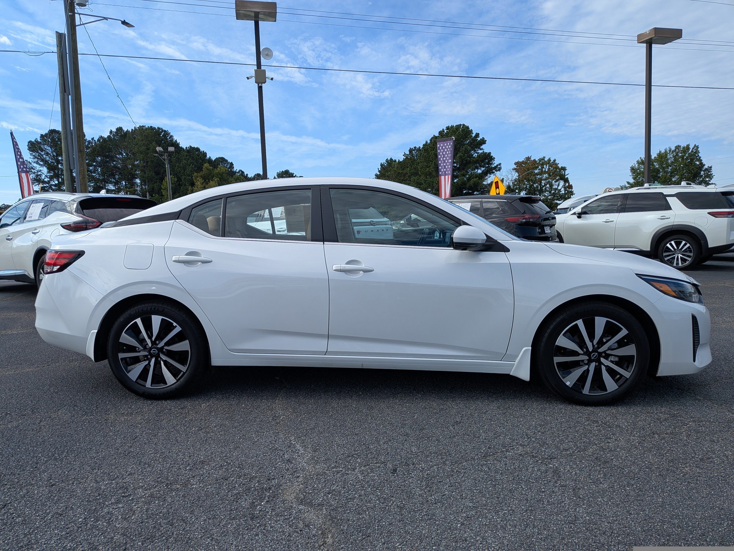 2025 Nissan Sentra SV photo 2