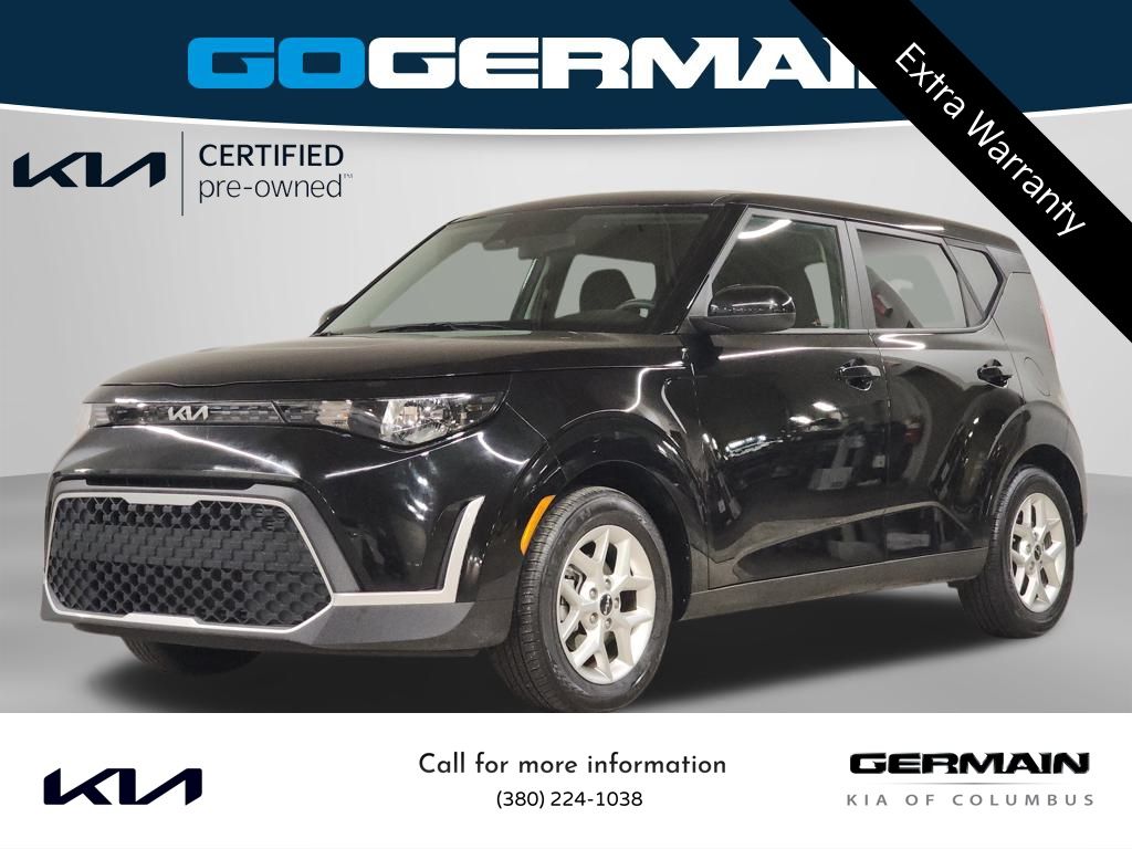 2023 Kia Soul LX's photo