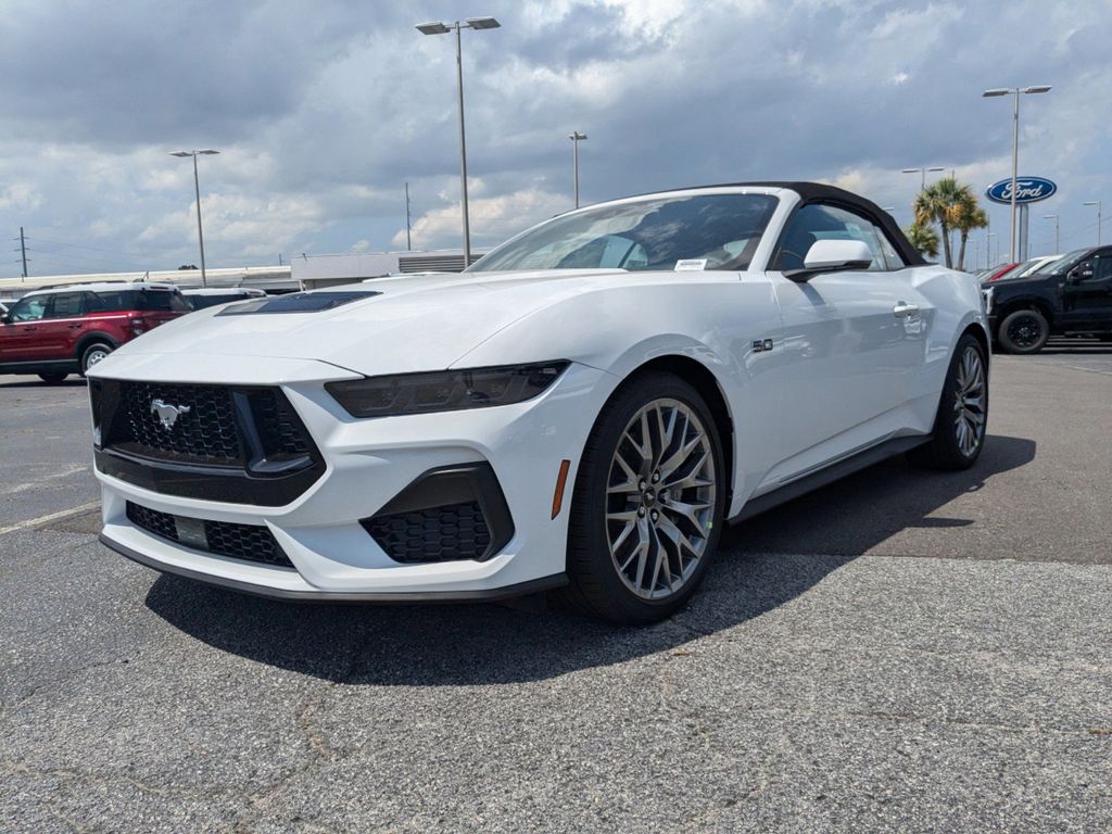 2025 Ford Mustang GT Premium Convertible photo 8