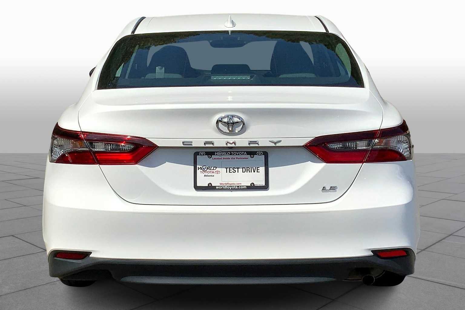 2023 Toyota Camry LE photo 8