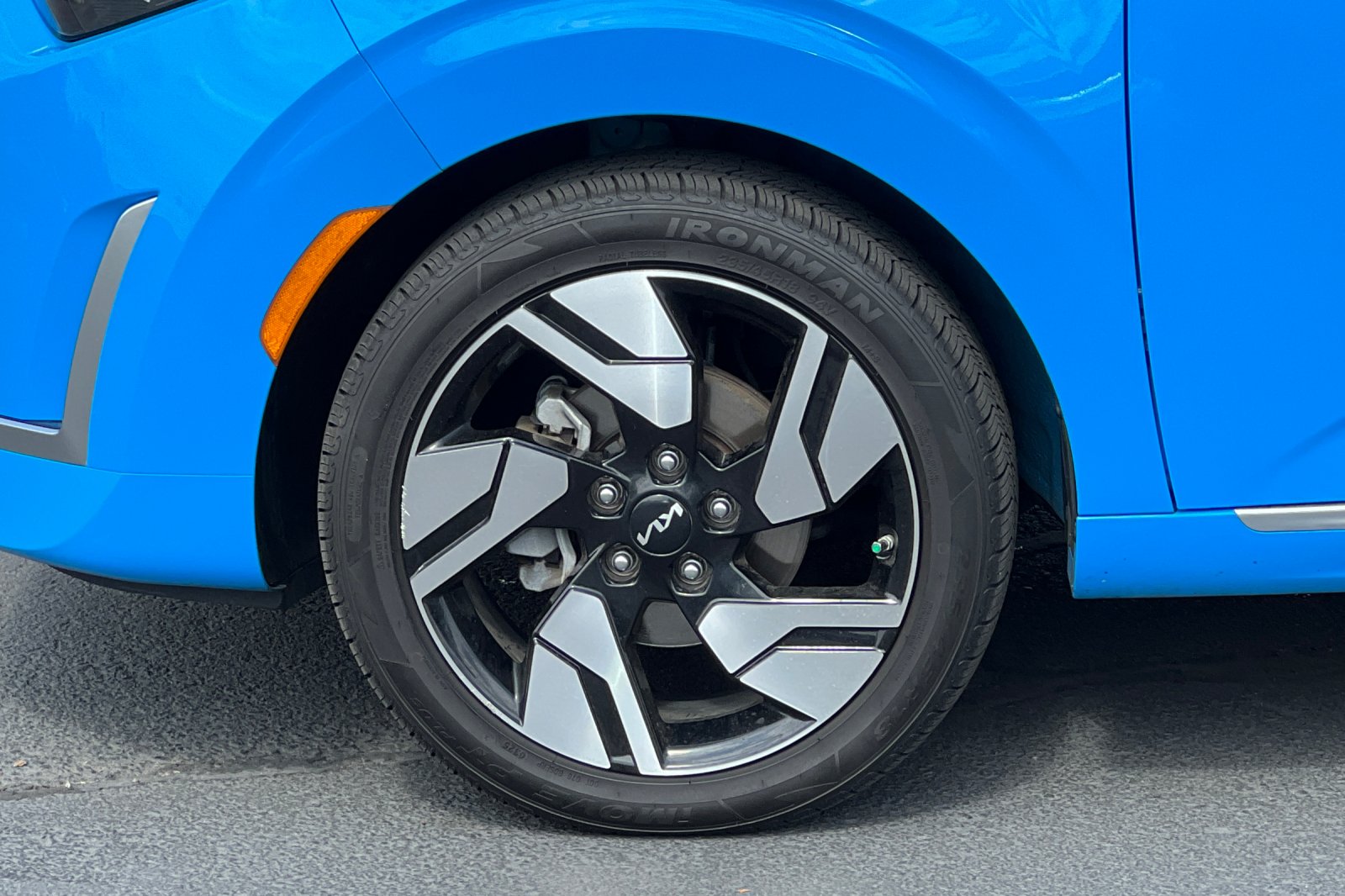 2023 Kia Soul GT-Line photo 23