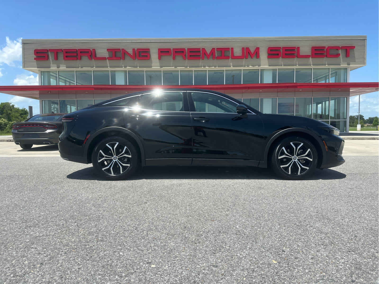 2024 Toyota Crown XLE's photo