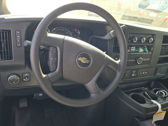 2025 Chevrolet Express Cargo 2500 photo 11