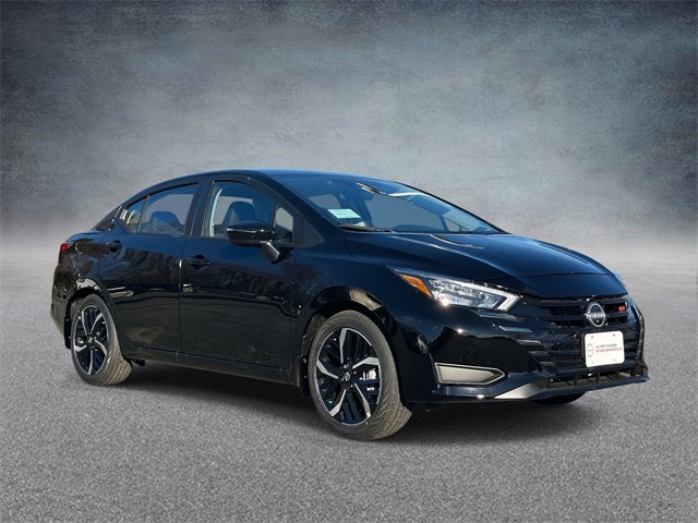 2025 Nissan Versa Sedan SR's photo