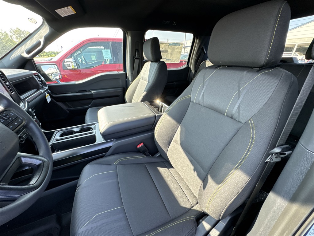 2025 Ford F-150 STX photo 2