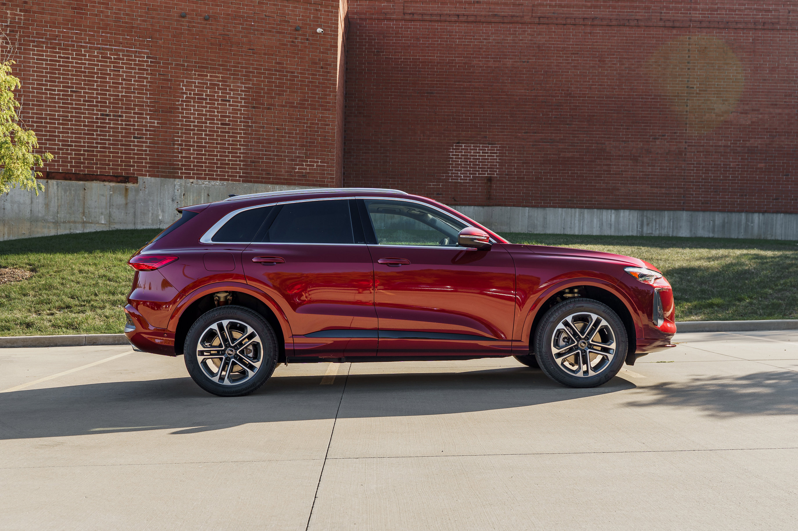 2025 Audi Q5 Premium Plus photo 3